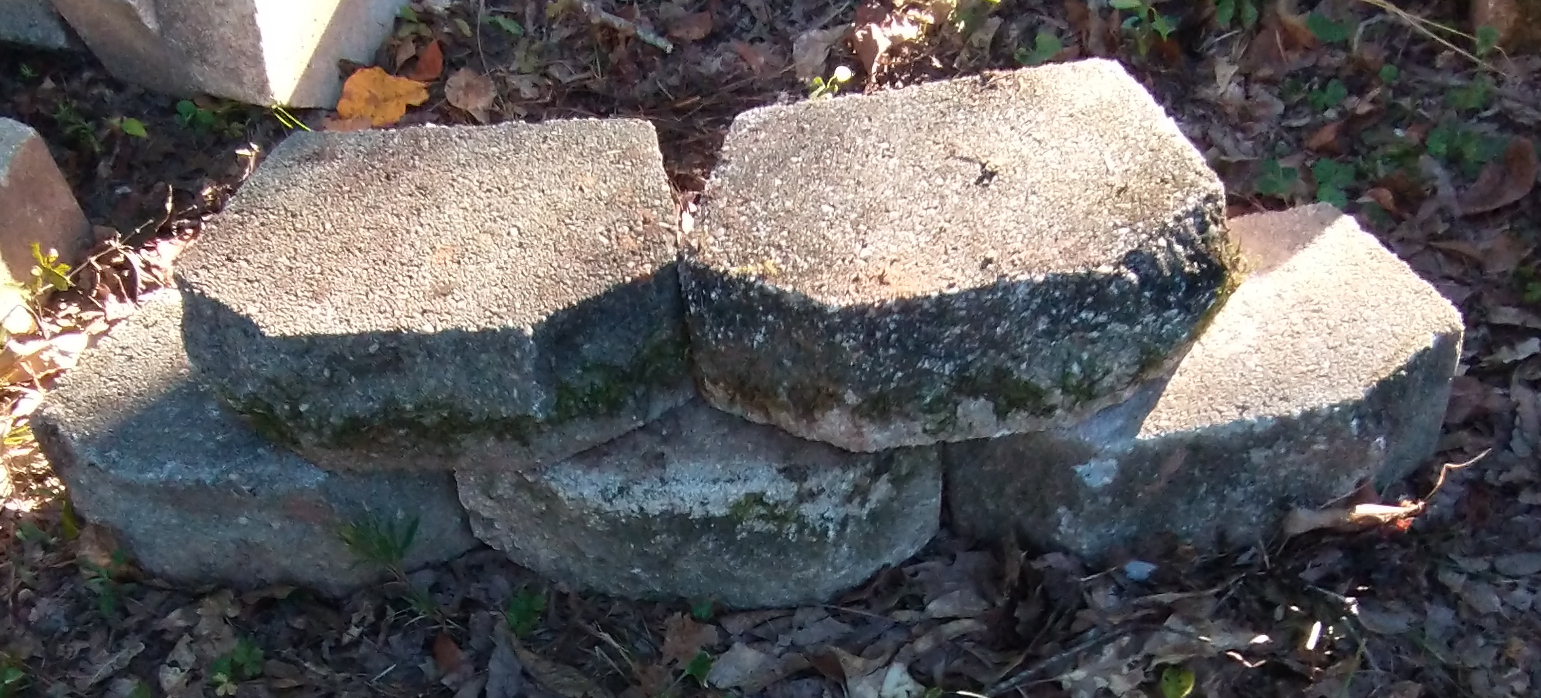 Retaining wall blocks -old